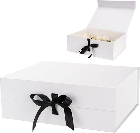 gift box with lid and ribbon